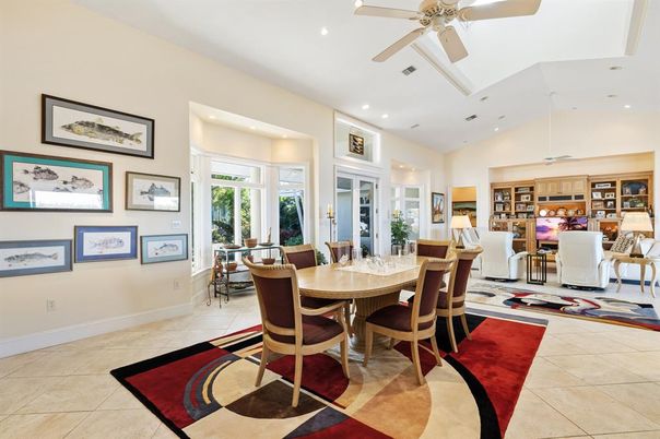 Dining room, Interior, Living room, Recessed Lighting