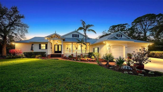 Attached, Backyard, Exterior, Facade, Farmhouse