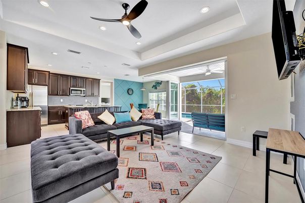 Interior, Kitchen, Living room, Recessed Lighting, Stainless Steel Appliances