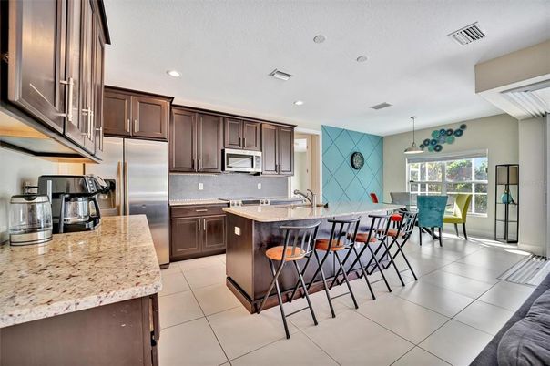 Dining room, Interior, Kitchen, Pendant Lights, Recessed Lighting, Stainless Steel Appliances