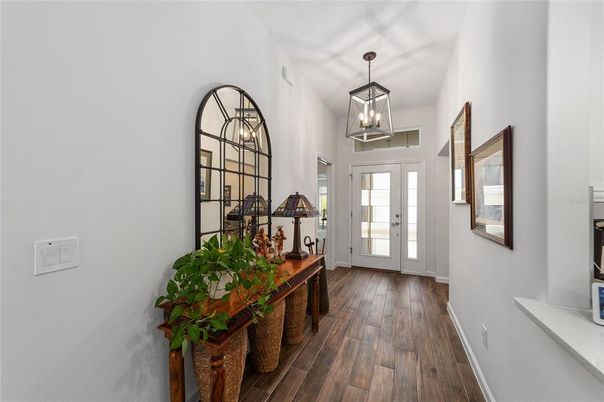 Interior, Pendant Lights, Wood Texture Flooring