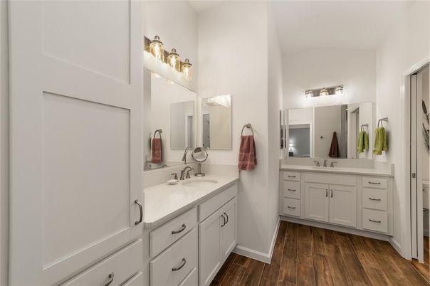 Bathroom, Dual Sink Vanities, Interior, Wood Texture Flooring