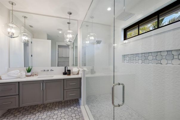 Bathroom, Glass Shower, Interior, Pendant Lights, Recessed Lighting
