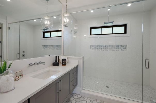 Bathroom, Glass Shower, Interior, Pendant Lights, Recessed Lighting