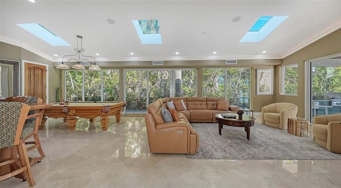 Billiard Table, Game Room, Interior, Living room, Pendant Lights, Recessed Lighting