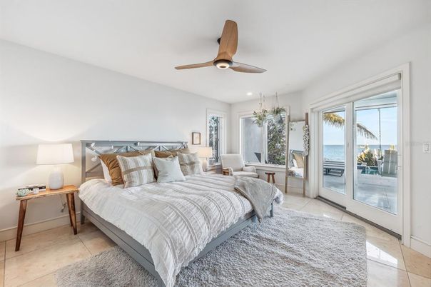 Bedroom, Interior, Recessed Lighting, Water