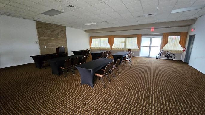 Dining room, Interior