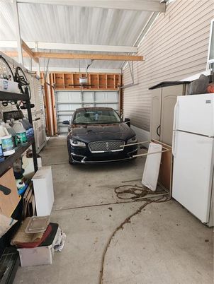 Garage, Interior