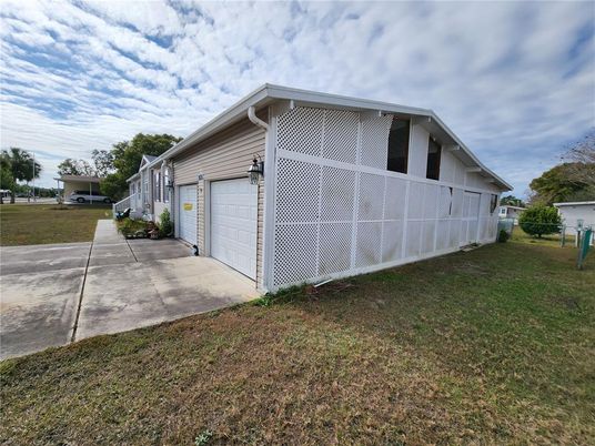 Backyard, Detached Garage, Exterior