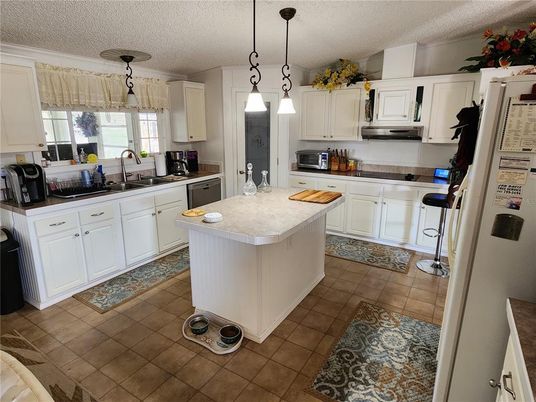 Interior, Kitchen, Pendant Lights