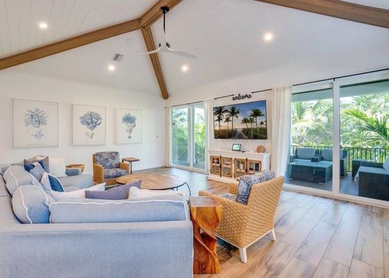 Interior, Living room, Recessed Lighting, Wooden Beams, Wood Texture Flooring