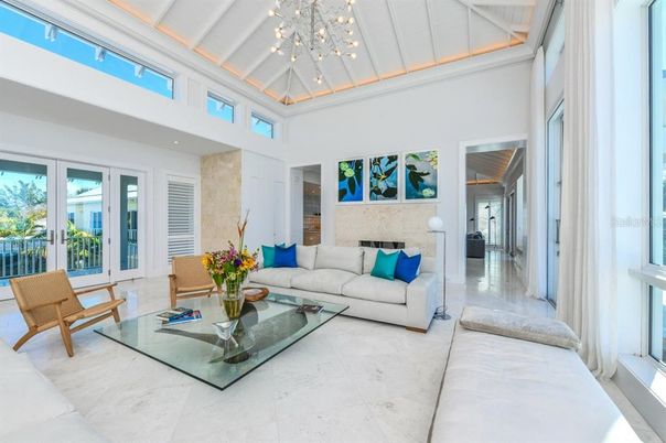Fireplace, Interior, Living room, Pendant Lights