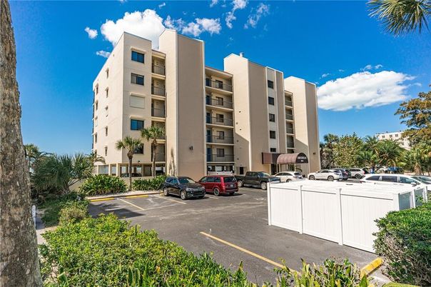 Exterior, Facade, Condo Building