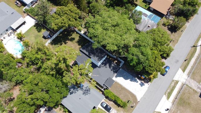 Exterior, Drone