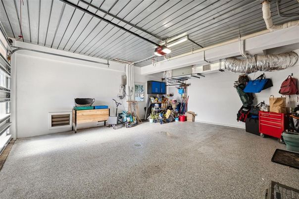 Garage, Interior