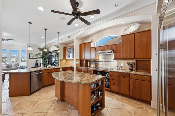Interior, Kitchen, Pendant Lights, Recessed Lighting, Stainless Steel Appliances