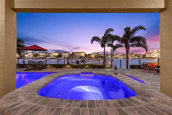 Exterior, Pool, Water
