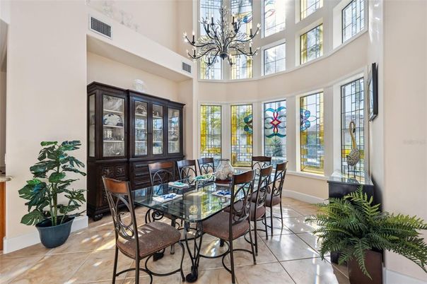 Chandelier, Dining room, Interior