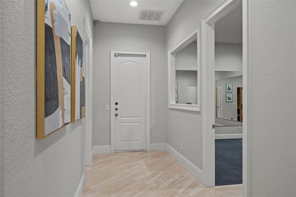 Interior, Recessed Lighting, Wood Texture Flooring