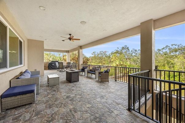Exterior, Recessed Lighting