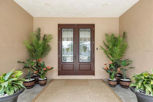 Exterior, Recessed Lighting