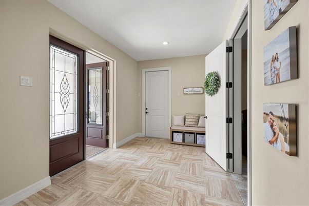 Interior, Recessed Lighting, Wood Texture Flooring
