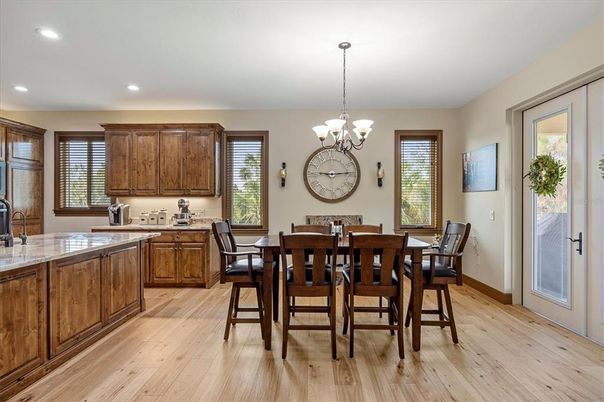 Chandelier, Dining room, Interior, Kitchen, Recessed Lighting, Wood Texture Flooring