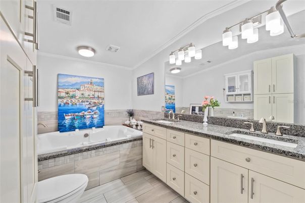 Bathroom, Dual Sink Vanities, Interior