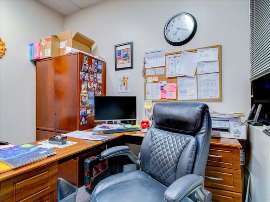 Home Office, Interior
