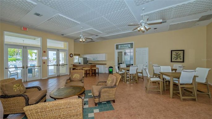 Dining room, Interior, Piano