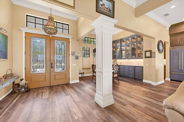 Interior, Pendant Lights, Recessed Lighting, Wood Texture Flooring