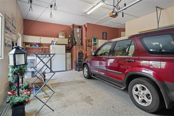 Garage, Interior