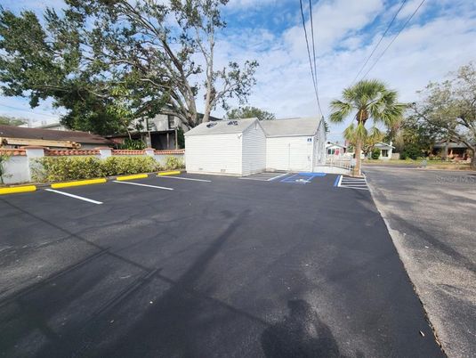 Detached Garage, Exterior