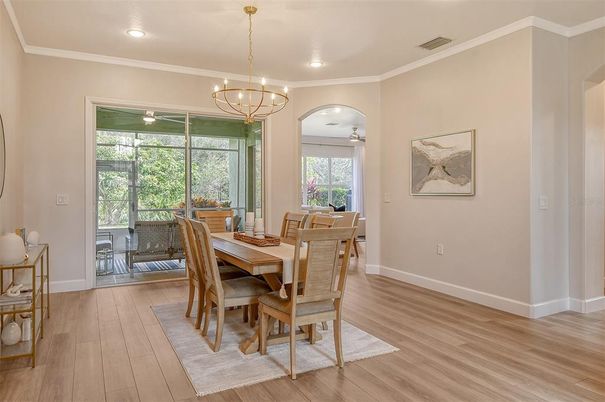 Chandelier, Dining room, Interior, Recessed Lighting, Wood Texture Flooring