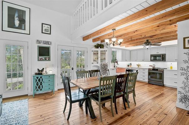 Chandelier, Dining room, Interior, Kitchen, Wooden Beams, Wooden Ceilings, Wood Texture Flooring