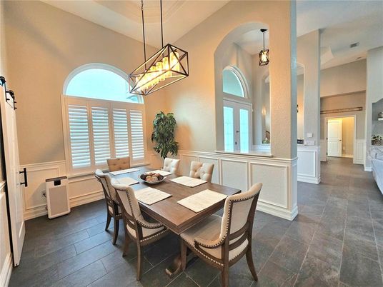 Dining room, Interior, Pendant Lights