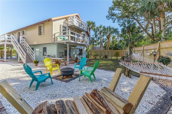 Backyard, Exterior, Playground