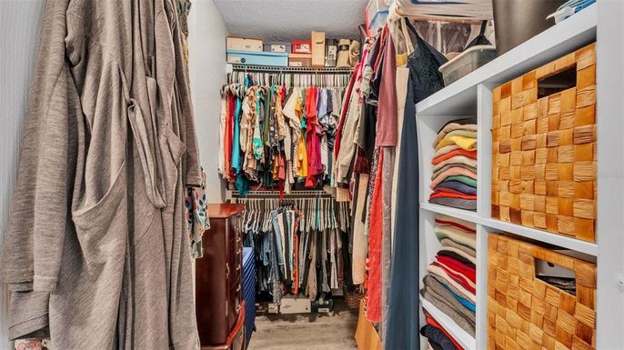 Interior, Walk-in Closets