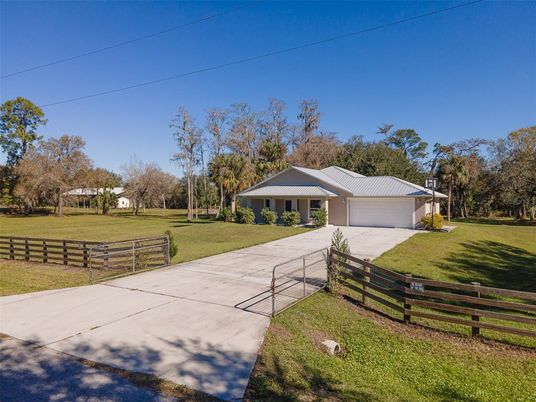 Backyard, Detached Garage, Exterior