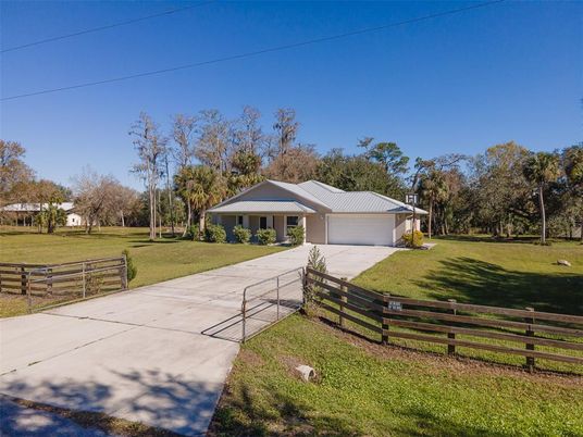 Backyard, Detached Garage, Exterior