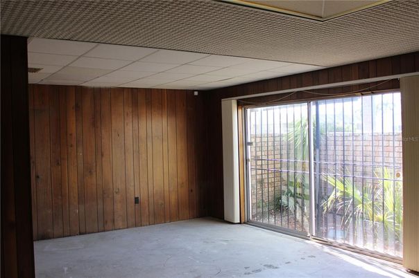 Empty room, Interior, Wooden Walls