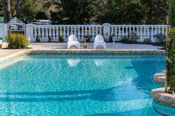 Exterior, Fireplace, Pool
