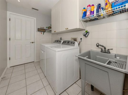 Interior, Washer