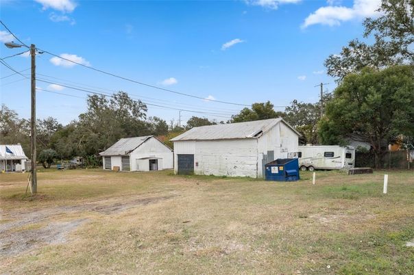 Backyard, Detached Garage, Exterior