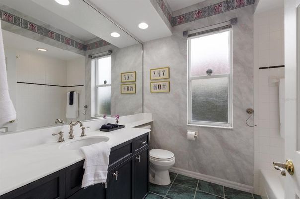 Bathroom, Interior, Recessed Lighting