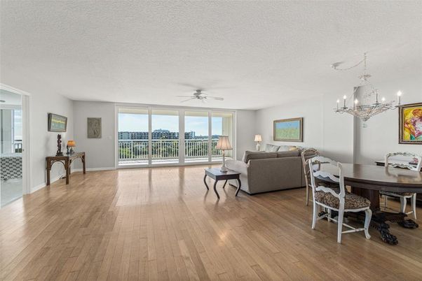 Chandelier, Dining room, Interior, Living room, Wood Texture Flooring