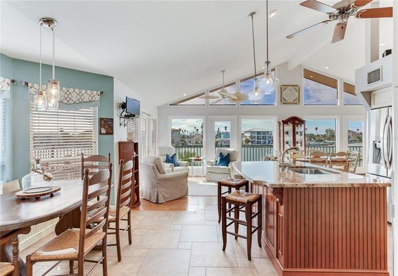 Dining room, Interior, Kitchen, Living room, Pendant Lights, Recessed Lighting