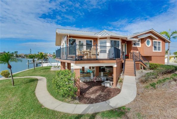 Backyard, Exterior, Water