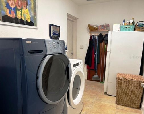 Interior, Washer