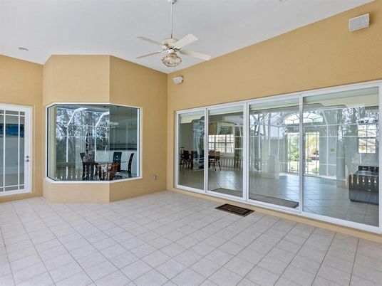 Empty room, Interior, Sun Room